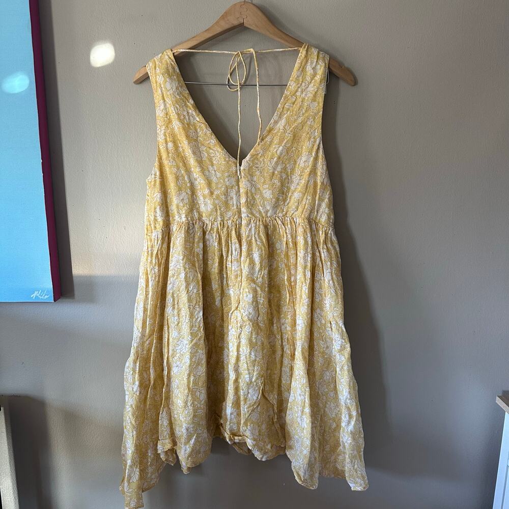 J. Crew Swingy V-neck Mini Dress in Tossed Floral Size M - Picture 3 of 8
